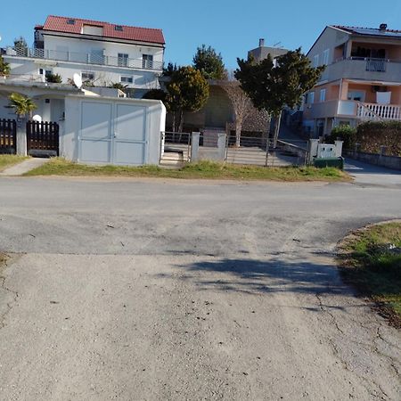Apartments Mirana Ljubač Екстериор снимка